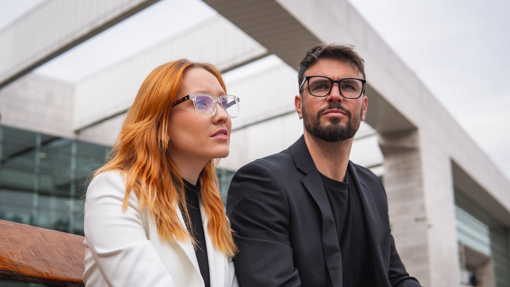 Lentes de Sol vs Lentes Ópticos: Diferencias Clave y Cuándo Usar Cada Uno