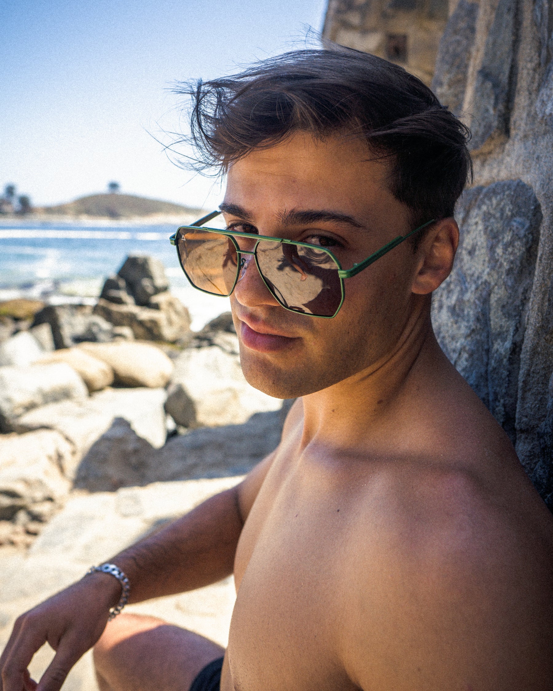 VOGEL BLACK | YELLOW MIRROR