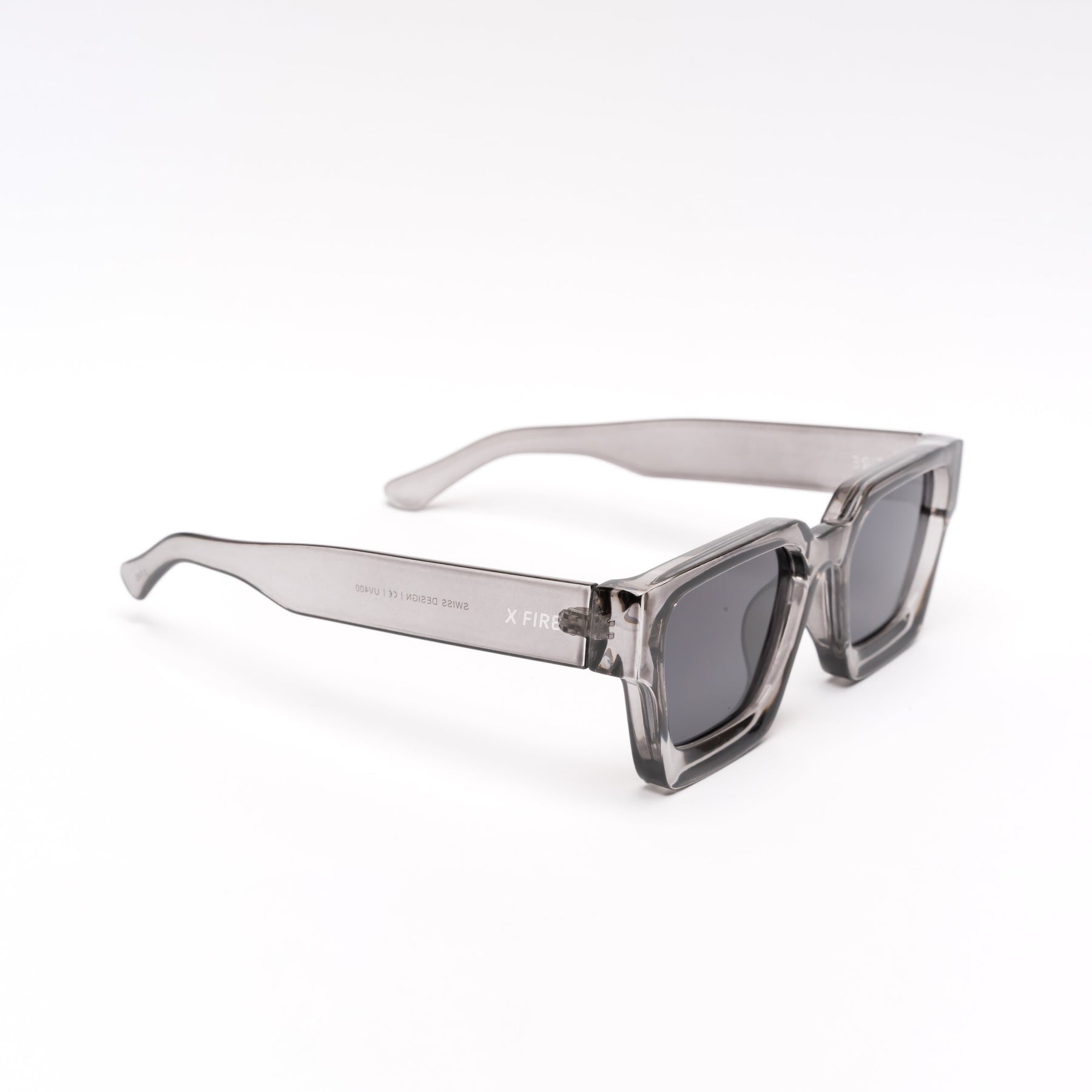 SONEVA GRAY | BLACK MIRROR