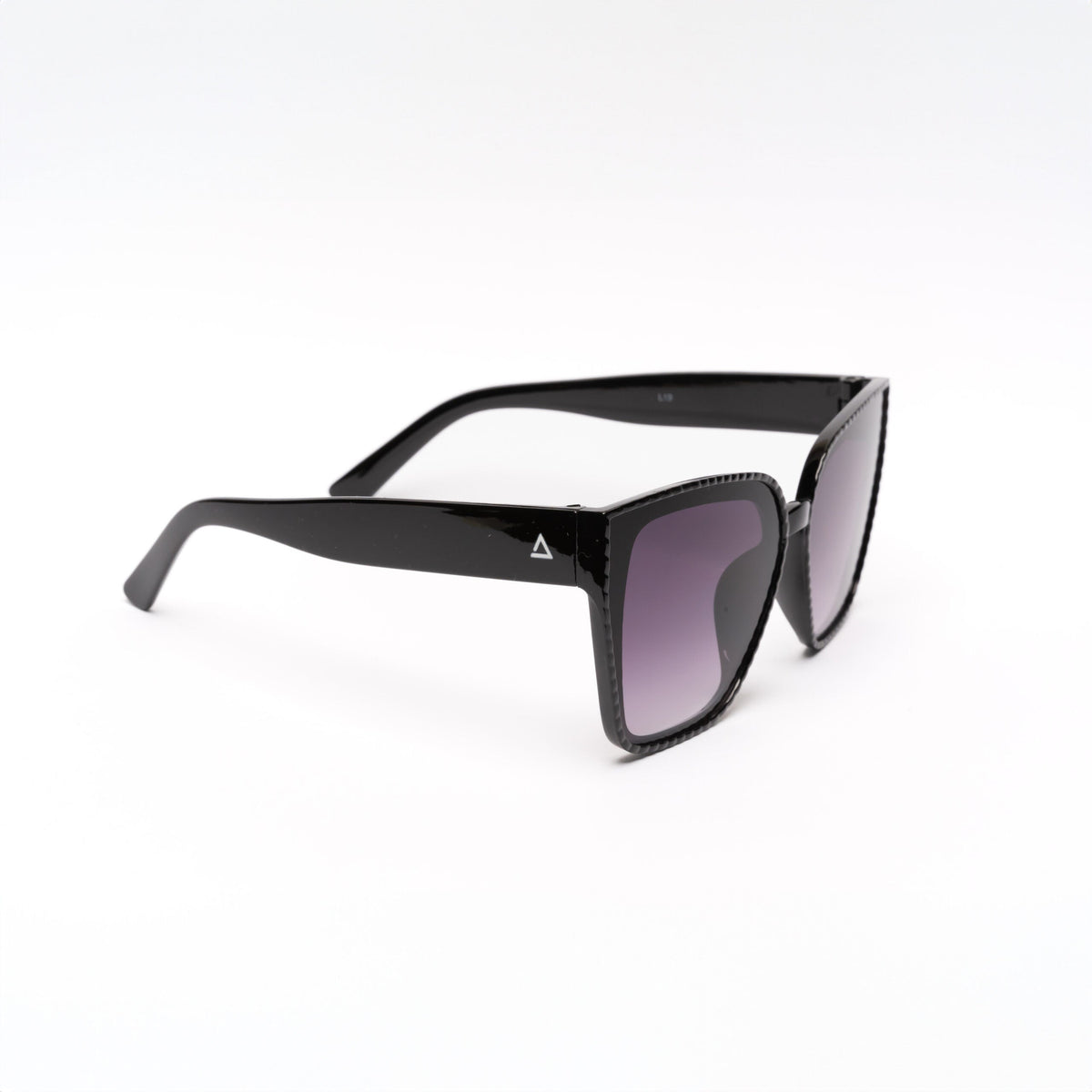 TAFARI BLACK | BLACK MIRROR