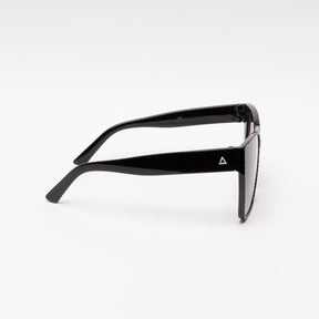 TAFARI BLACK | BLACK MIRROR