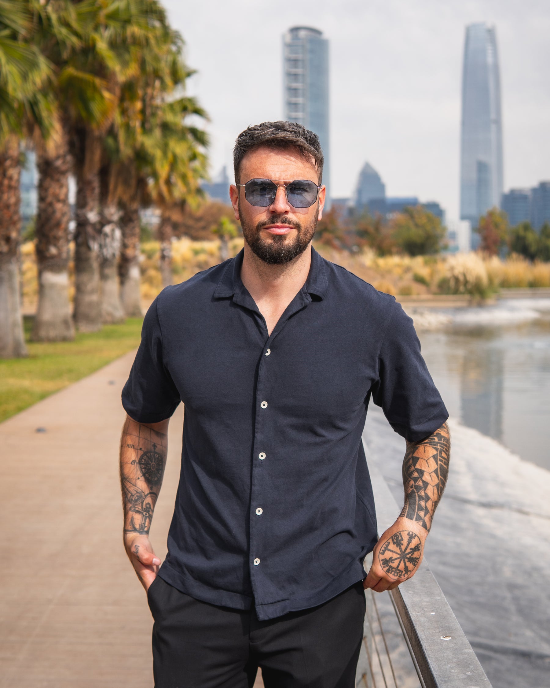 WALD BLACK | BLACK MIRROR